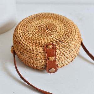 BOLSA DE PALHA REDONDA RATTAN COM ALÇA