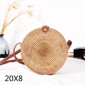 BOLSA DE PALHA REDONDA RATTAN COM ALÇA